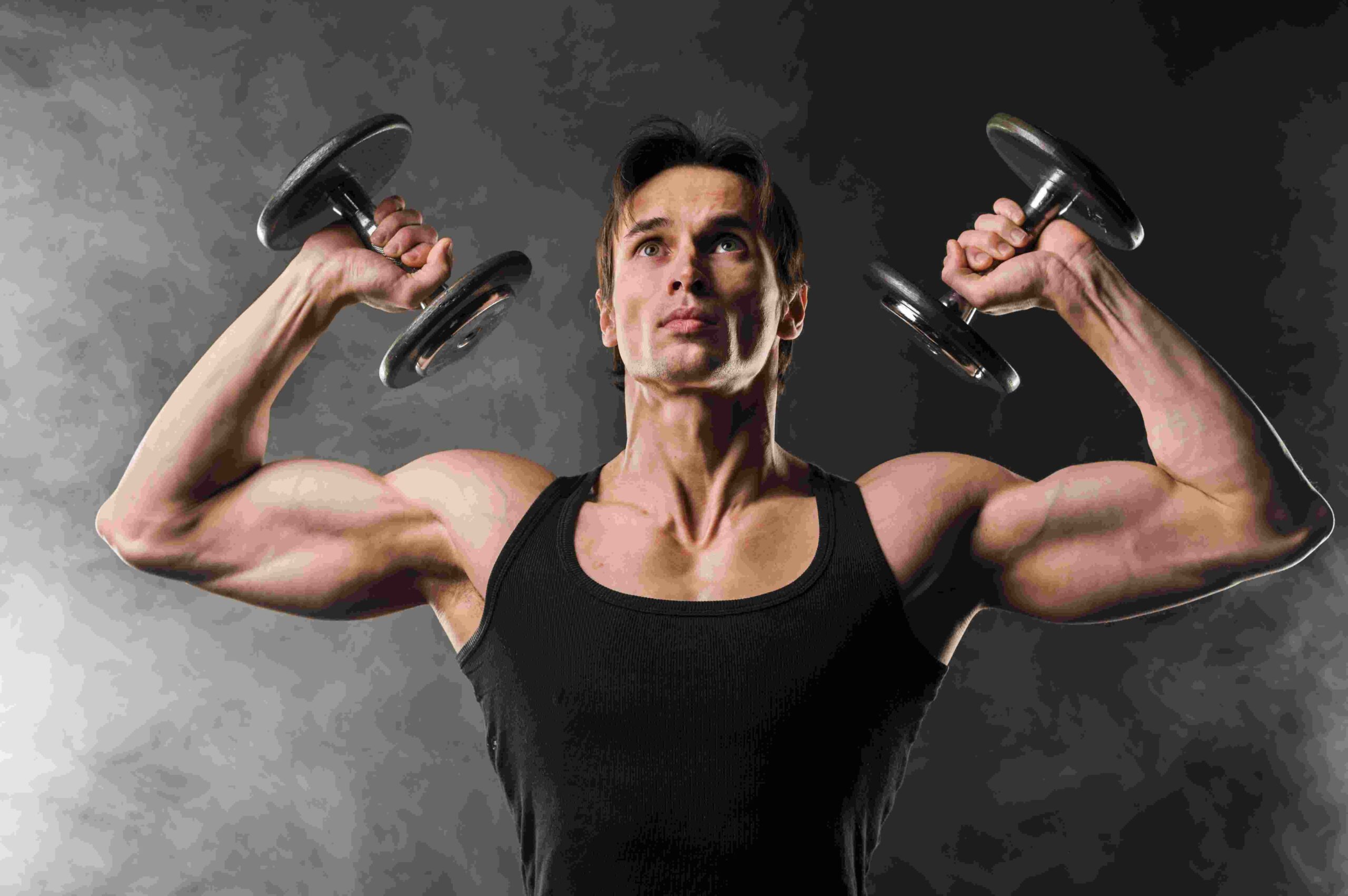 front-view-muscled-man-lifting-weights